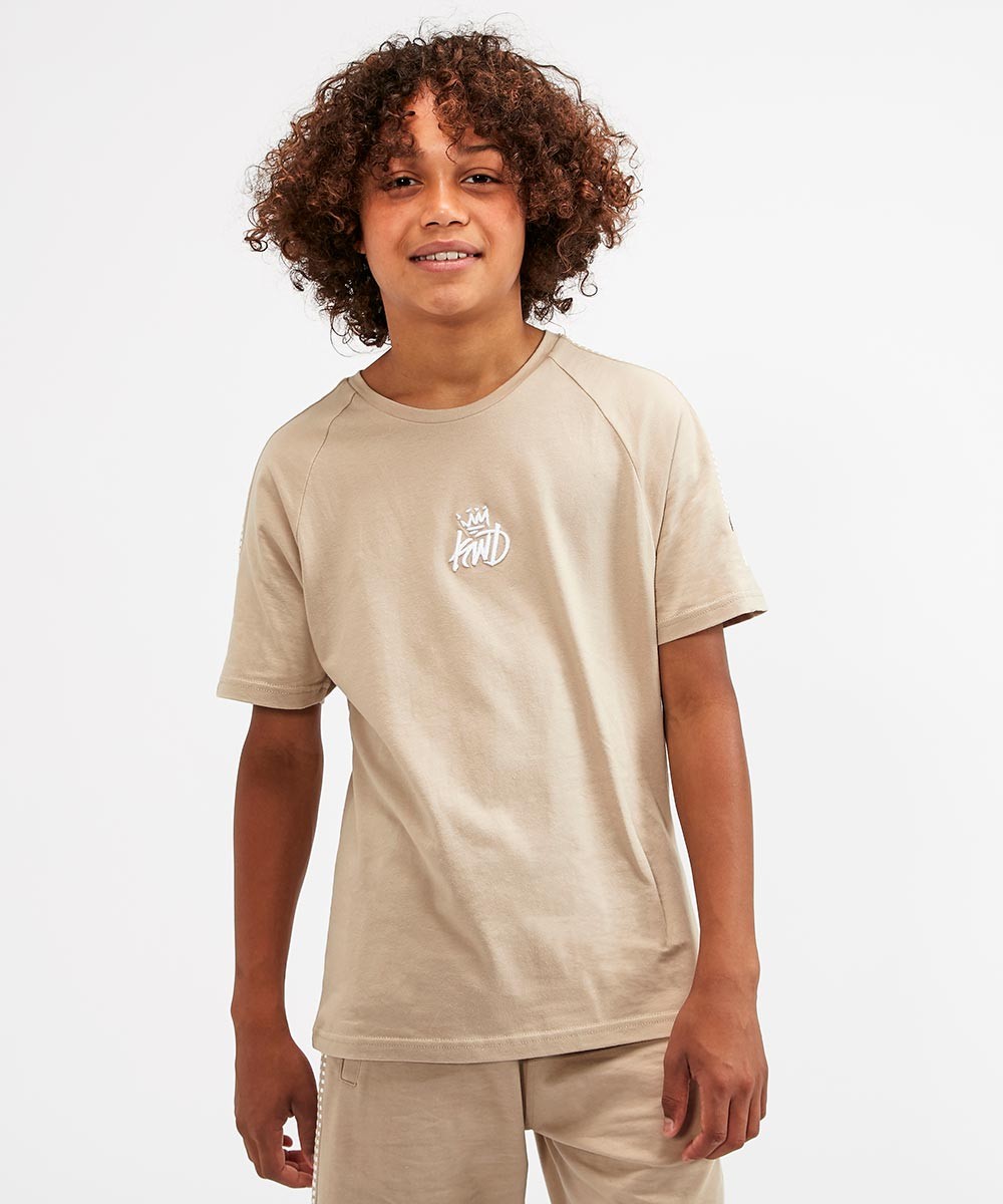 Junior Grayden Sleeve Repeat T-Shirt | Sand / White | KWD